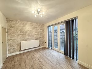 Photo 11- click for photo gallery